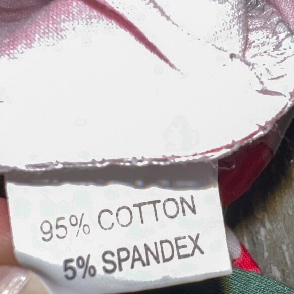 Baby Girl Rose Button Footie Size 90/18-24 Months - Picture 3 of 4